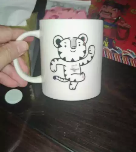 陶瓷马克杯全新，实物如图，欢迎自提 感兴趣...