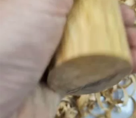 老山檀香,纯手工手刨镇尺 醇化年份八年以上...
