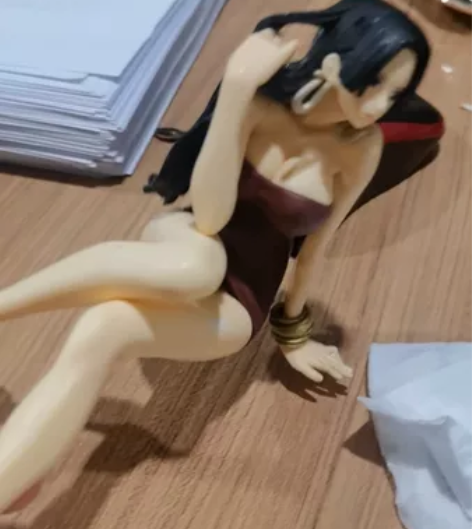 眼睛厂海贼王女帝 无盒 无损 感兴趣的话点...