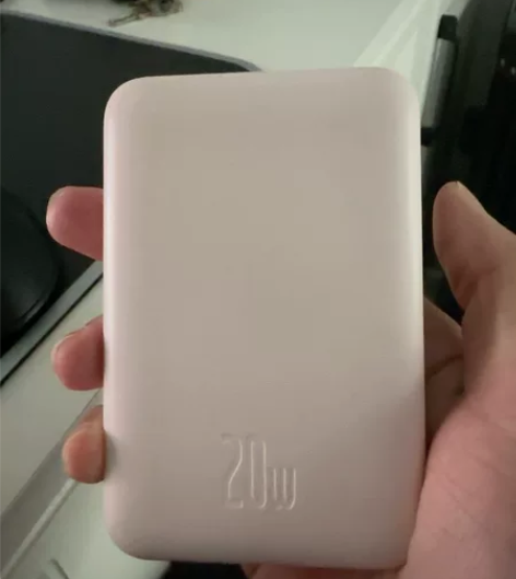 充电宝 感兴趣的话点“我想要”和我私聊吧~