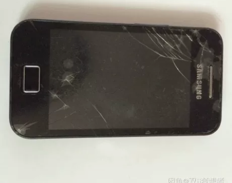 #物品:三星GT-S5830i智能手机 三...