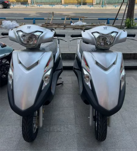 豪爵 vf 125 95新,21年9月买...