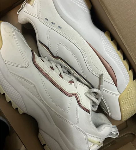 特步鞋,新品,37码,有新鞋子了,不想要了...