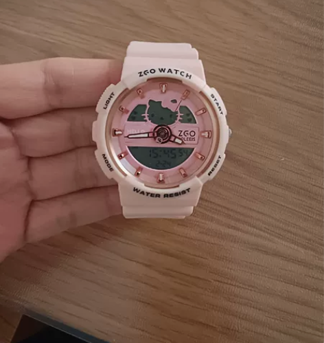 正港hellokitty手表，大人小孩都能...