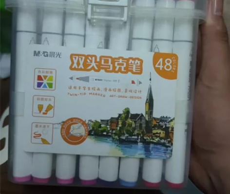 出晨光48色彩色双头马克笔。品牌:晨光;颜...