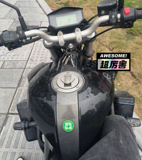 19年贝纳利小迅龙150s,图片是没洗车拍...
