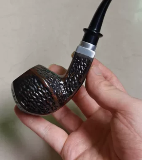 黑檀木烟斗雕刻实木烟斗,轻微瑕疵,介意慎拍...