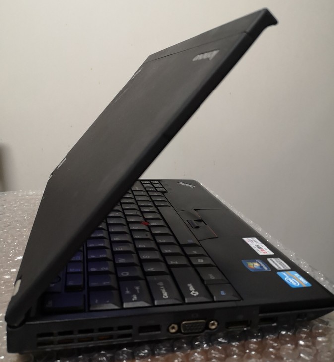 ThinkPad X220i笔记本电脑