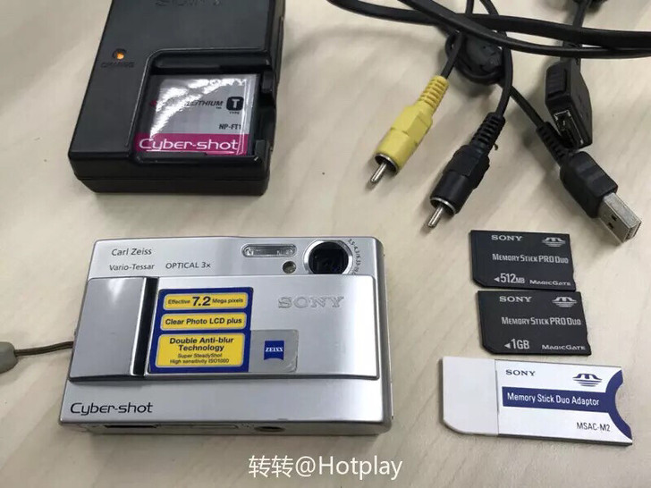 SONY索尼 DSC-T10数码相机卡片相...