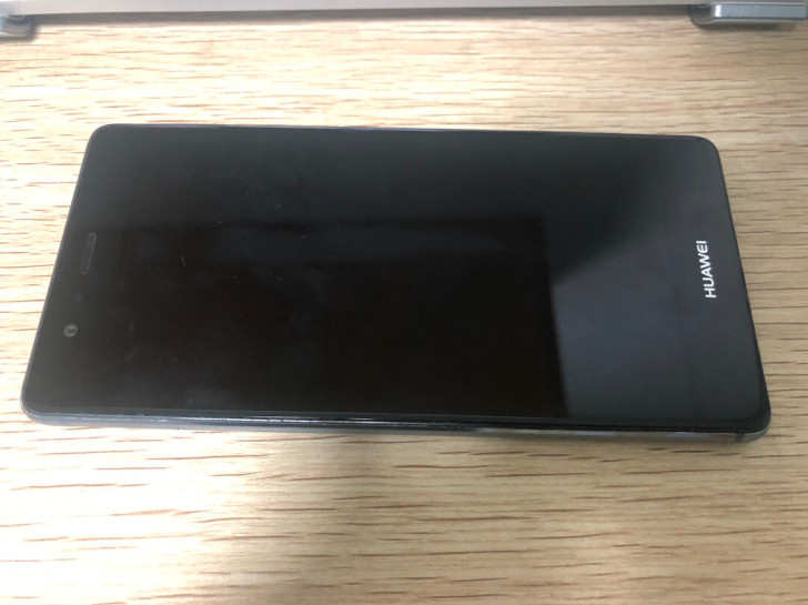 女生自用一手，华为徕卡相机，4+64G，后...