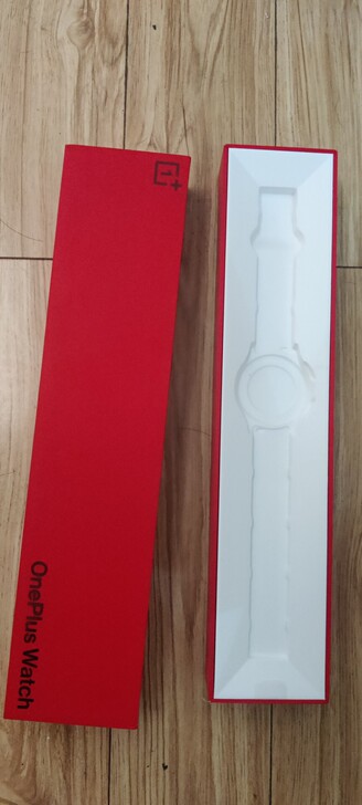 一加手表的盒子，全新，不退不换