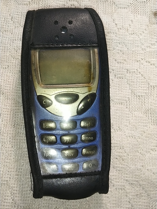 诺基亚3210老手机