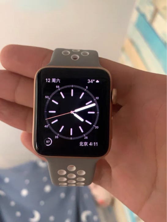 Iwatchs3 考试用的,右边稍微有点漏...