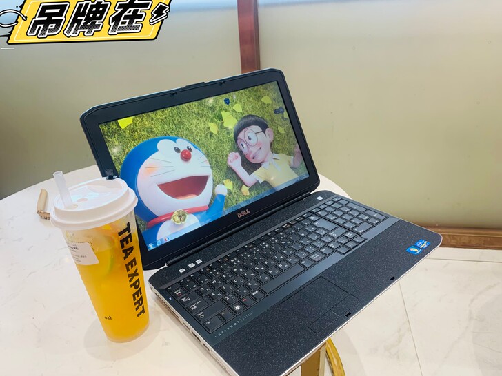 戴尔笔记本电脑 还在保修期 9成新 原装 ...