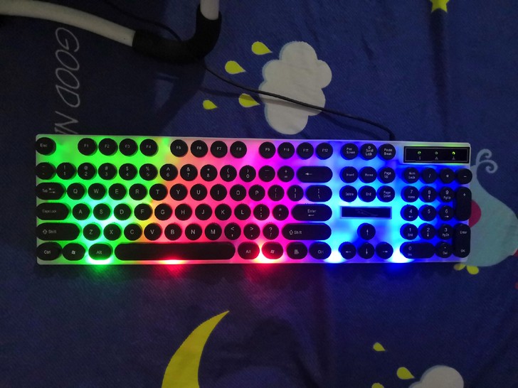 鼠标，键盘一套