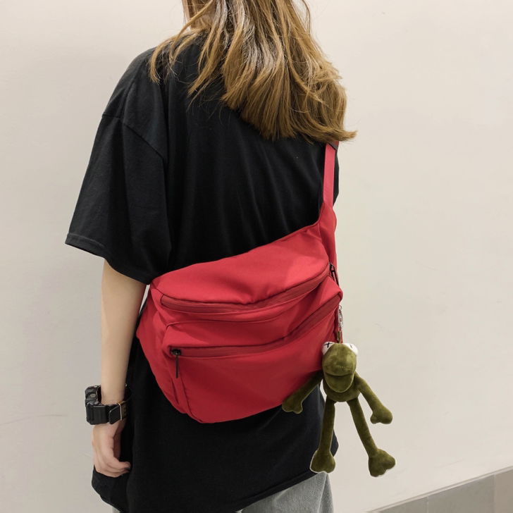 男士胸包女运动风斜跨百搭腰包女潮ins 日...