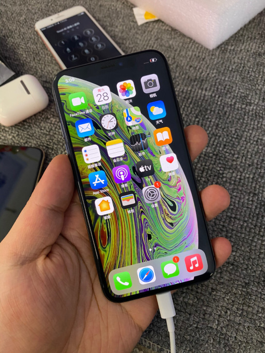 iPhone Xs 64特价秒杀机苹果Xs...