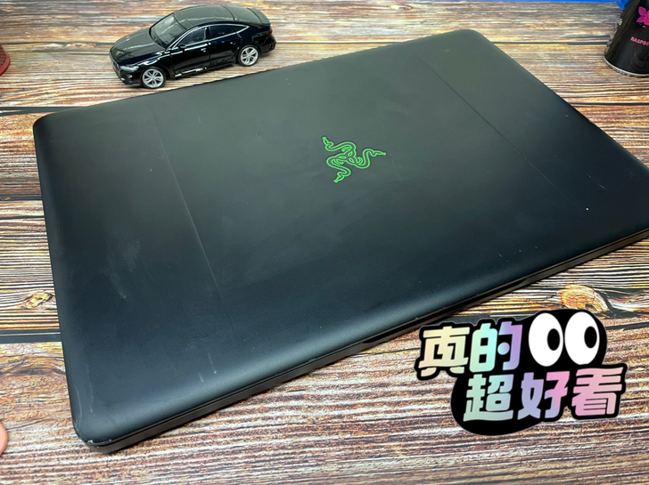 雷蛇GTX1080灵刃17PRO游戏本机械...