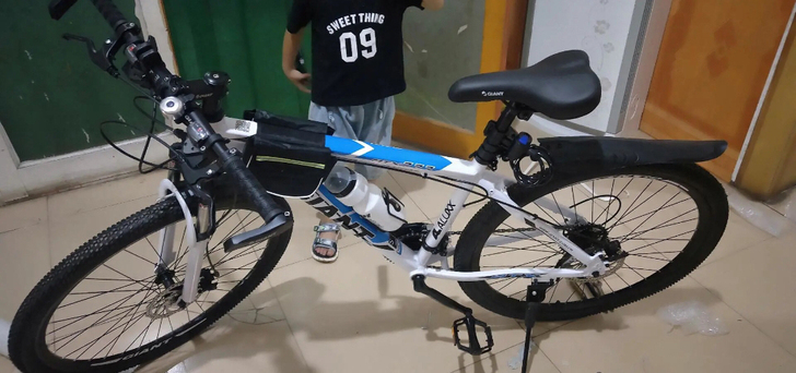 捷安特自行车，全新未拆封，指拨变速，铝合金...
