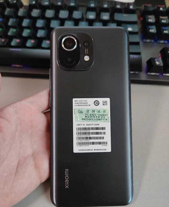 小米11 黑色12+256
