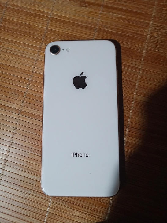 iPhone 8  256g 不能插卡还原...
