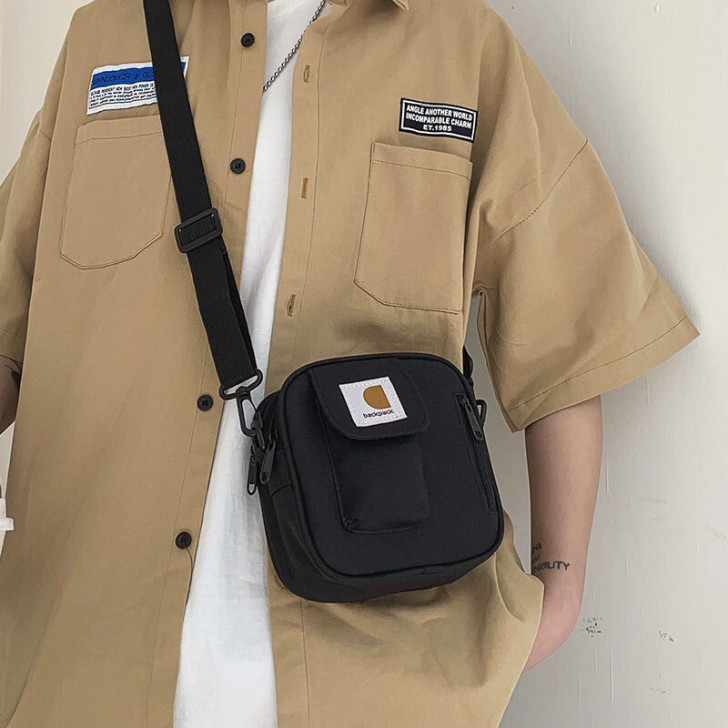 工装挎包男潮牌休闲运动百搭ins潮男士小包...