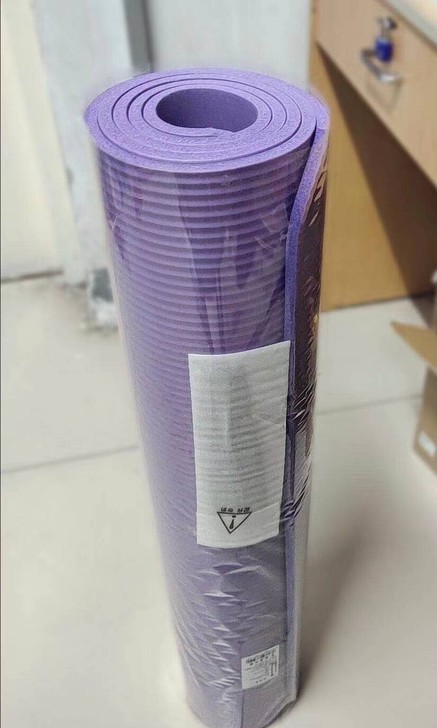 【特价瑜伽垫全新 包邮】 没有用过 。全...