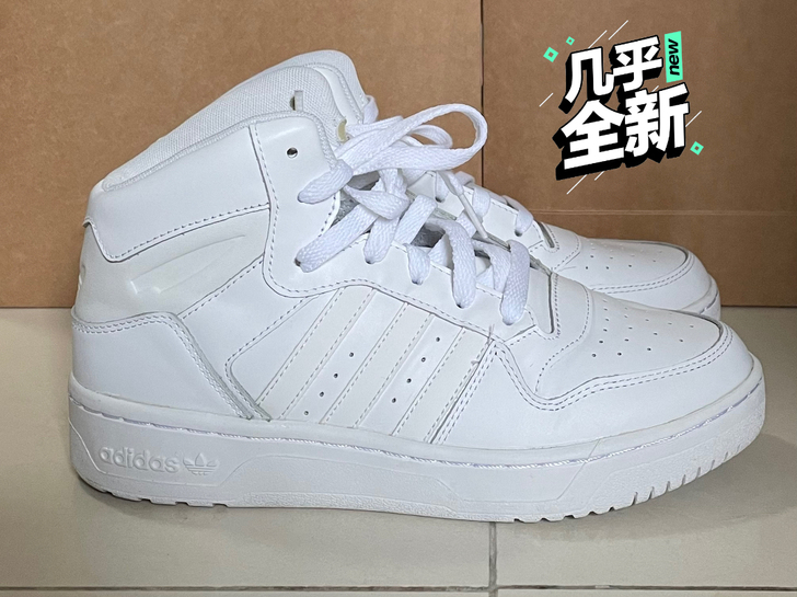 阿迪达斯高帮小白鞋 CHN235/FR 3...