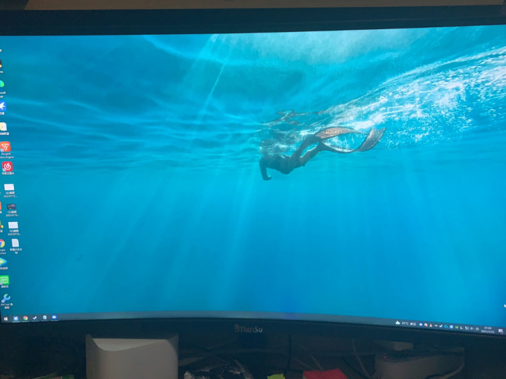 2k显示器17寸144hz,买了几个月没怎...