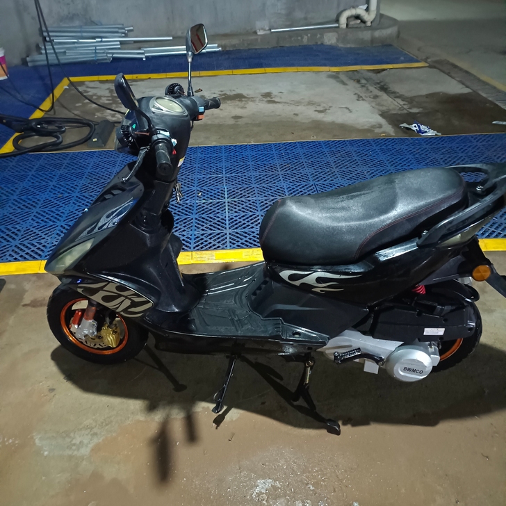 转让一台鬼火摩托车 上下班自用车 ...