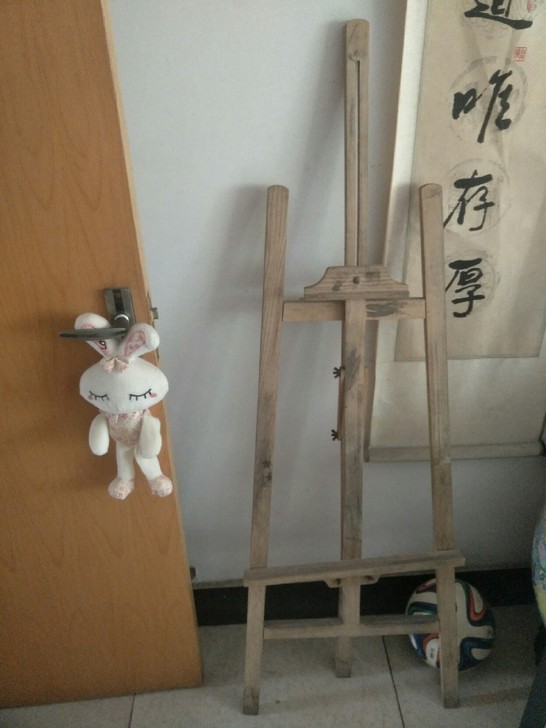 孩子上学用的画架20元,自提。不包邮。