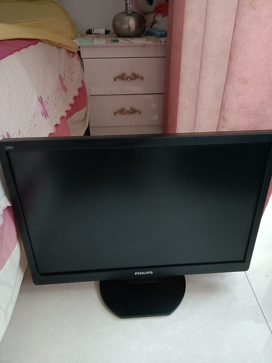 22寸飞利浦品牌显示器，显示器很好，功能没...
