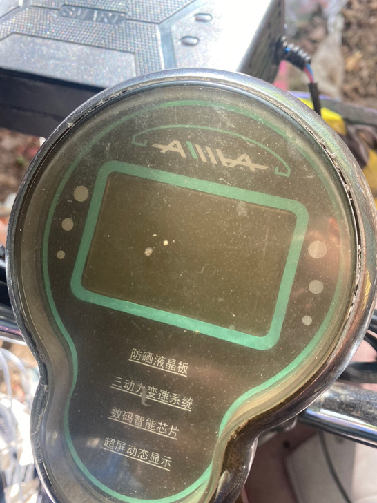 爱玛电动车  小龟车  伊拉克成色   电...