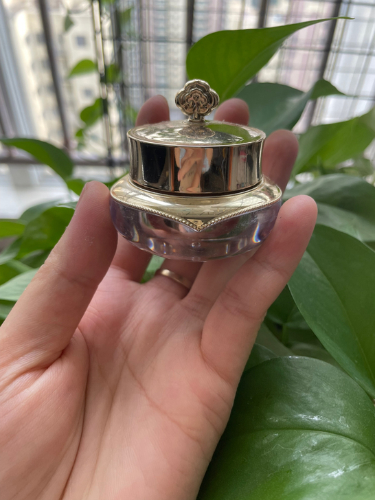 后眼霜 没量了