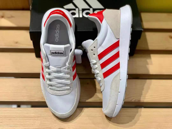 【每天 outlet】Adidas Run...