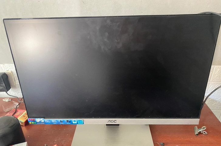 收一台显示器,AOC,24寸无边框ips材...