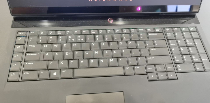 外星人电脑 alienware 17r4...