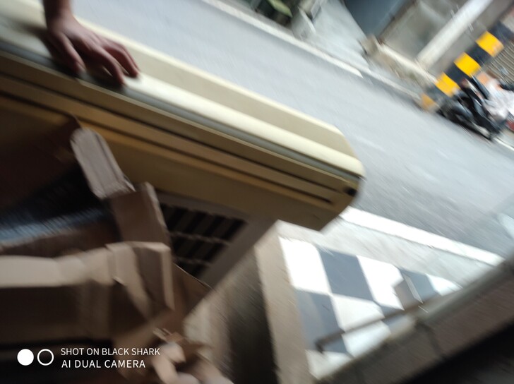 一台伊莱克斯,25挂机空调转让,使用2年,...
