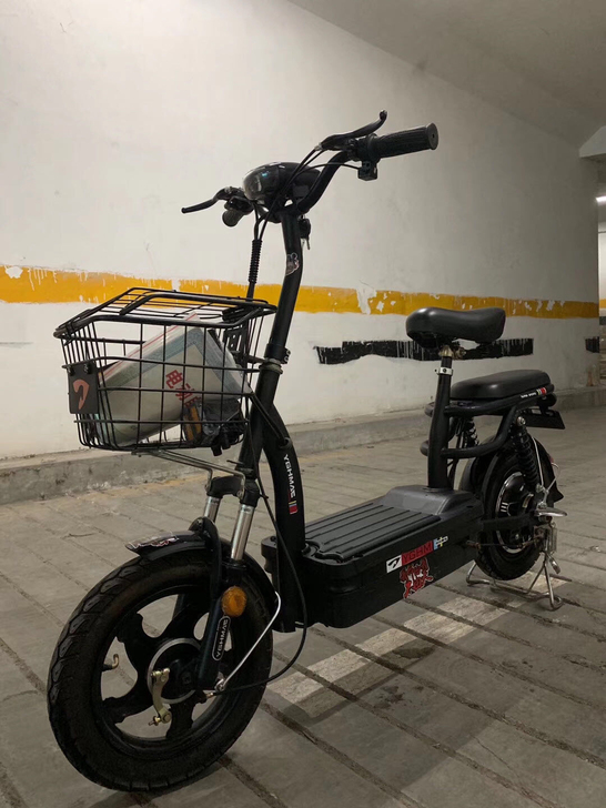 电动车。 二手电动车 销售阿米尼 雅迪 台...