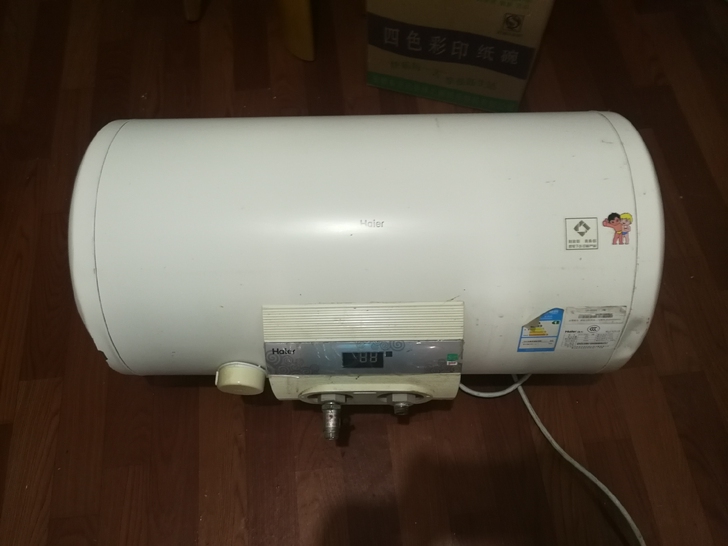 海尔(Haier)电热水器,搬家闲置,只限...