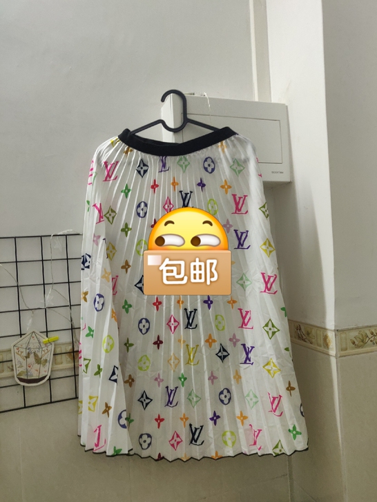 夏天穿的，穿着好看。