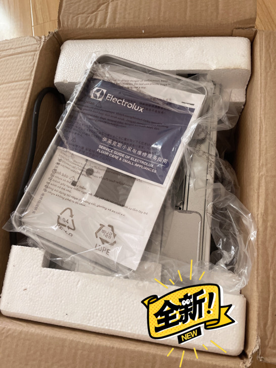 伊莱克斯小型烤箱,全新,100出