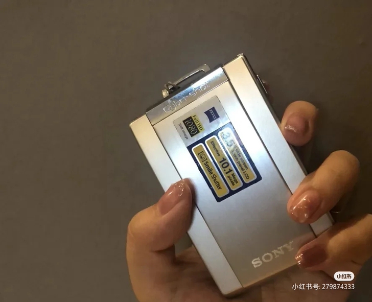 索尼T300