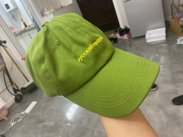 贝雷帽草帽都基本没咋带过都是在实体店买的很...