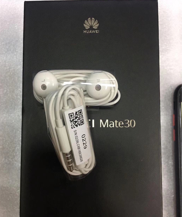 全新华为耳机mate30 拆下来的