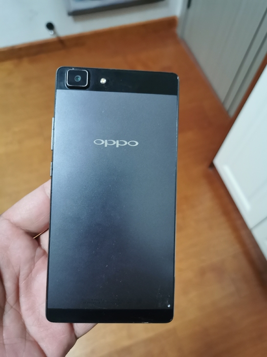 oppo，R8107成色很新，原装机器，无...