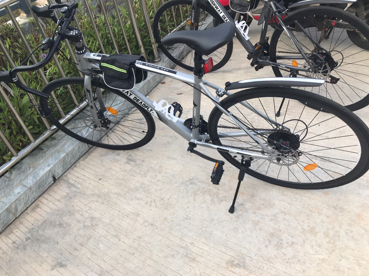 i全新 Colour 公路车