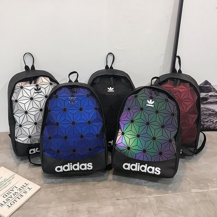 Ad2021新款炫彩菱形双肩包
