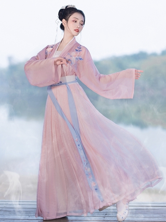 退坑出汉服