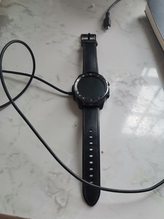 ticwatchpro,蓝牙款上大学没用了